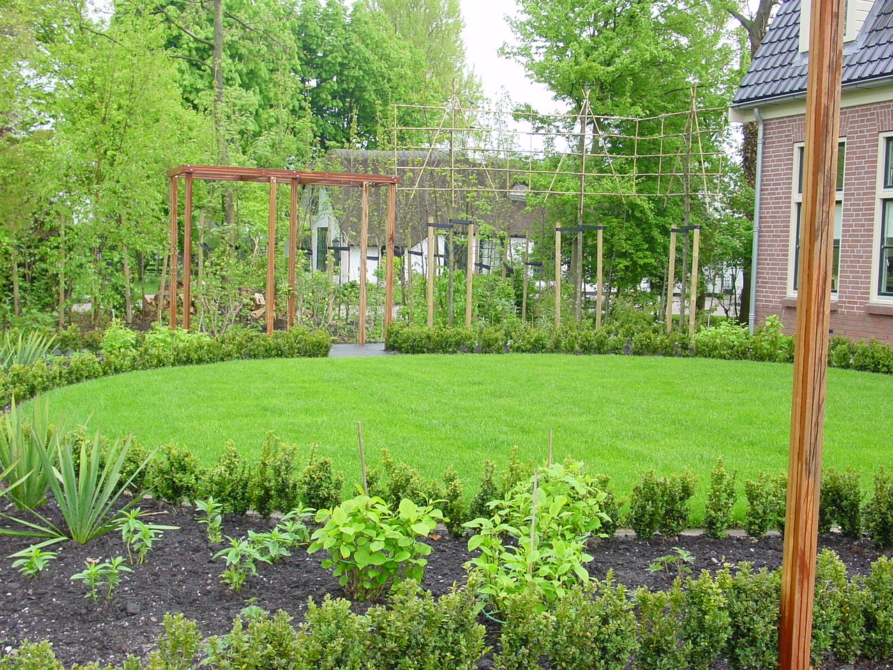 Hovenier Zoeterwoude Schrijvers