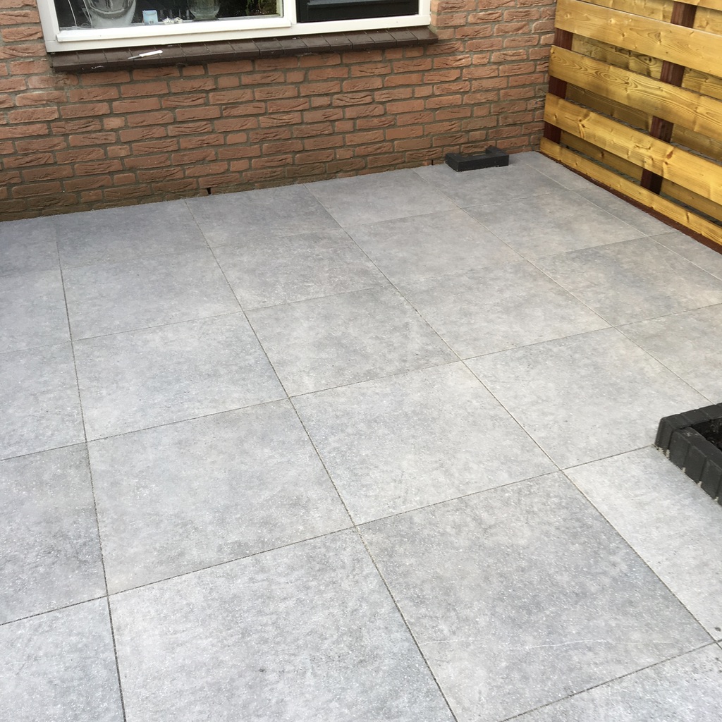 Terras aanleg