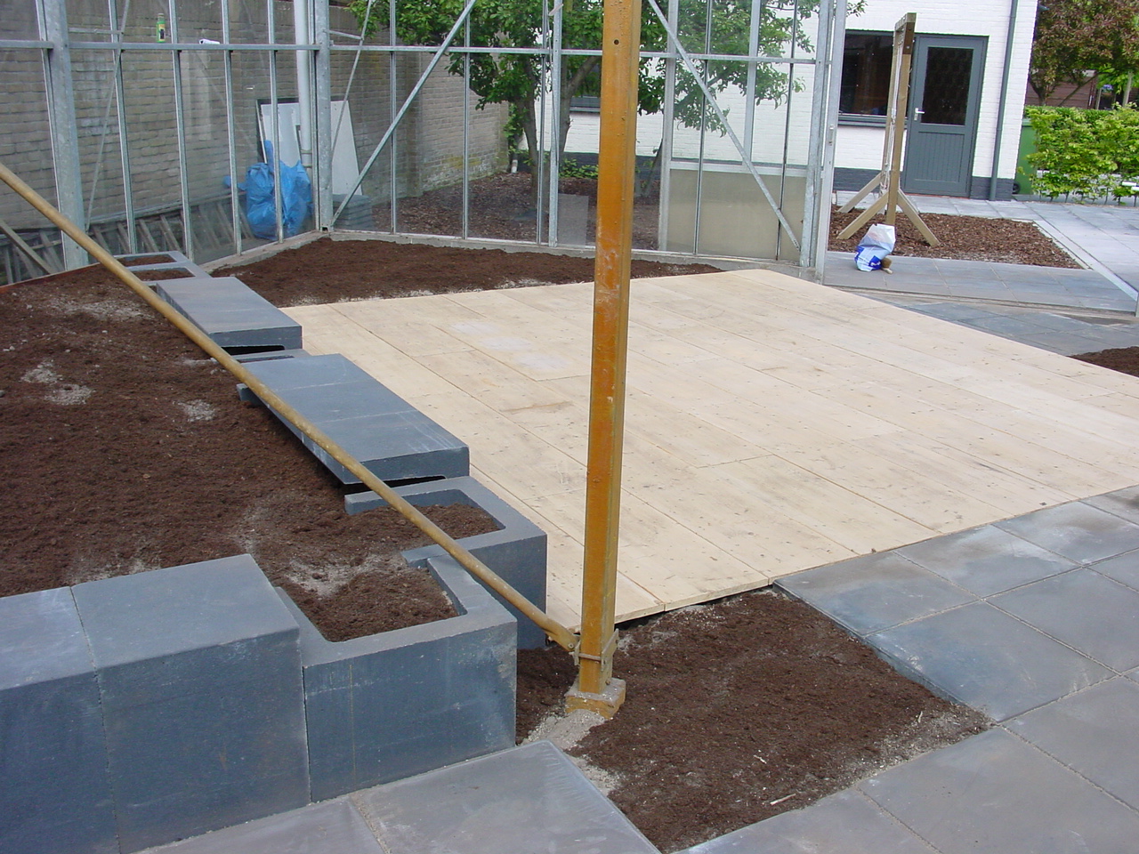Terras met tuinaanleg